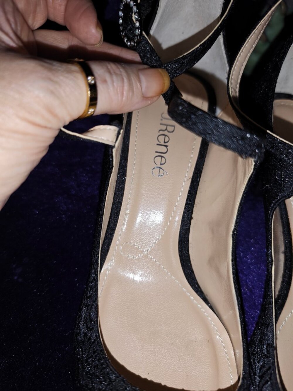 J.Renee Black Lacey Rolyne Pumps - Size 10M - Picture 7 of 10